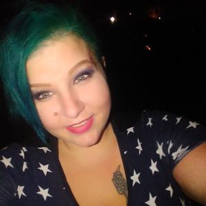 Meet your Posher, Jaclyn